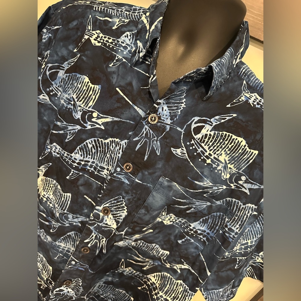 Johari West Shirt Mens Large Blue Swordfish Tropical Aloha Camp Beach Cruise